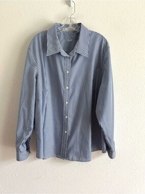Foxcroft Striped Button Front Shirt Women's 22W Blue White Non-Iron Career